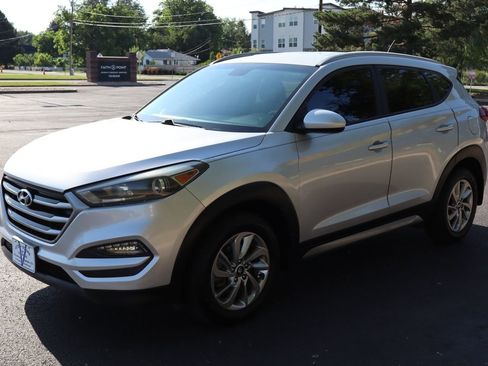 Used 2017 Hyundai Tucson SE image 9