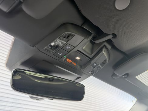 Certified 2024 Porsche 911 AWD/4WD image 21