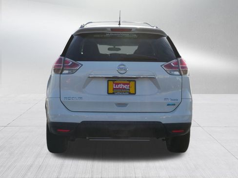 Used 2014 Nissan Rogue SV w/ SV Premium Package image 6