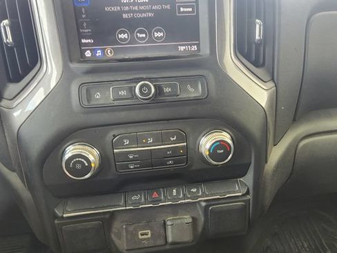 Used 2020 GMC Sierra 1500 2WD Crew Cab w/ Sierra Value Package image 27