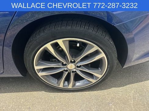 Used 2023 Chevrolet Malibu LT FWD image 9