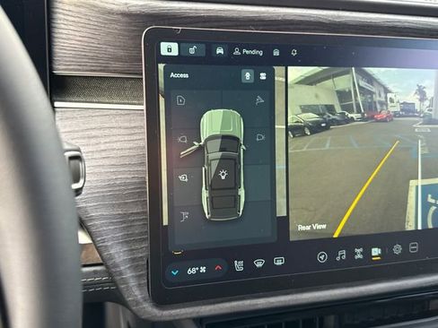 Used 2022 Rivian R1S Launch Edition image 37