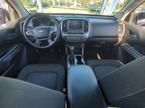 Used 2022 Chevrolet Colorado LT image 18