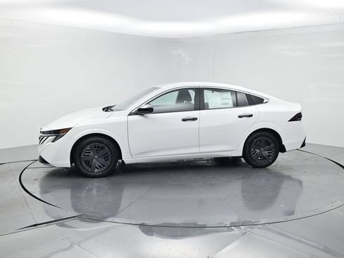 New 2027 Nissan Sentra S w/ Floor Mat Package FWD image 3