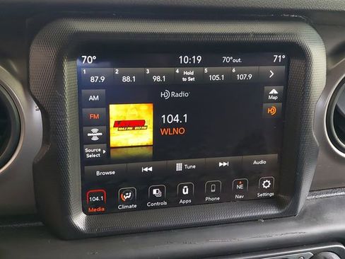 Used 2020 Jeep Gladiator Sport w/ Quick Order Package 24S image 30