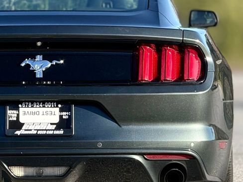 Used 2015 Ford Mustang V6 image 16