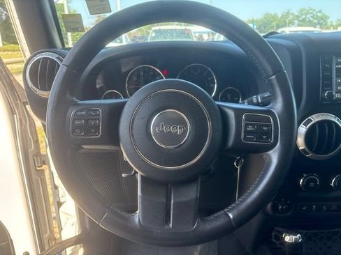 Used 2017 Jeep Wrangler Sahara w/ Dual Top Group AWD/4WD image 15