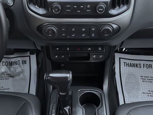 Used 2016 Chevrolet Colorado Z71 image 17