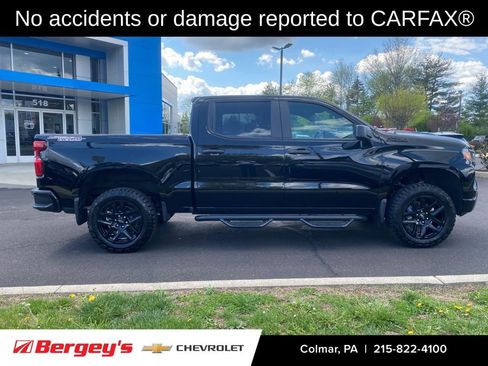 Certified 2025 Chevrolet Silverado 1500 Custom Trail Boss w/ LPO, Dark Essentials Package image 2