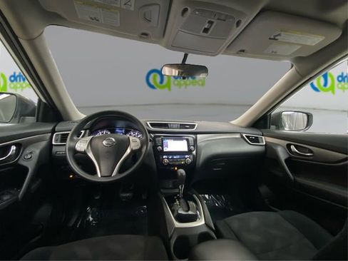 Used 2014 Nissan Rogue SV w/ SV Premium Package image 29