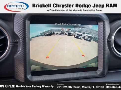 Used 2023 Jeep Wrangler Unlimited Sahara w/ Cold Weather Group AWD/4WD image 33