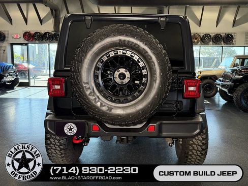 Used 2024 Jeep Wrangler Unlimited Rubicon AWD/4WD image 11