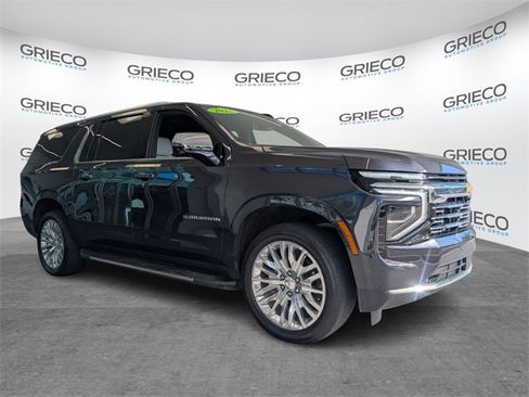 Certified 2025 Chevrolet Suburban Premier image 1