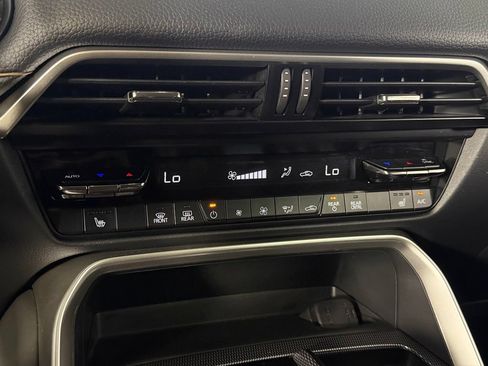 Used 2025 MAZDA CX-90 Plug-In Hybrid w/Premium Sport AWD/4WD image 18