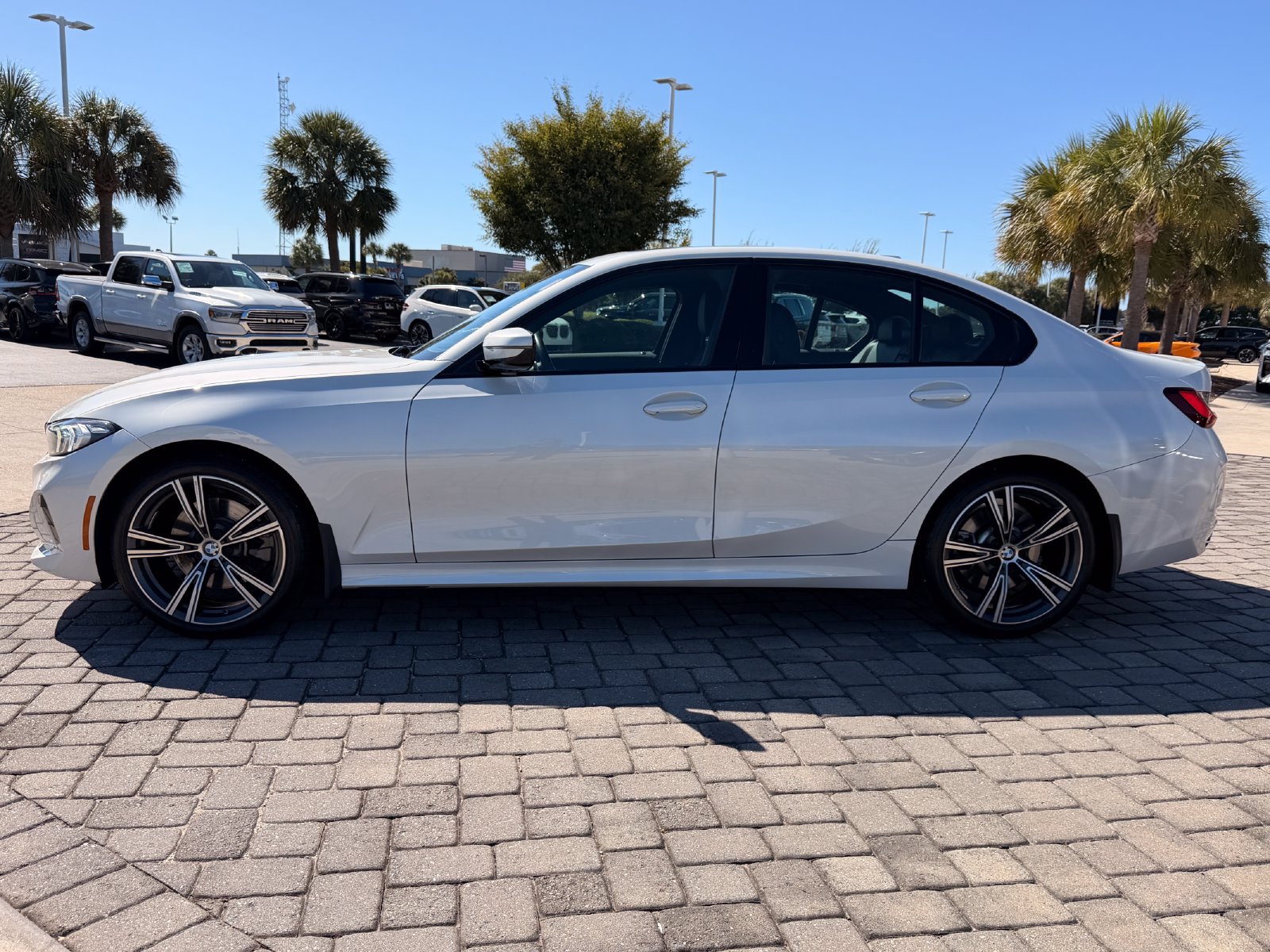Used 2023 BMW 330i Sedan w/ Premium Package RWD image 12