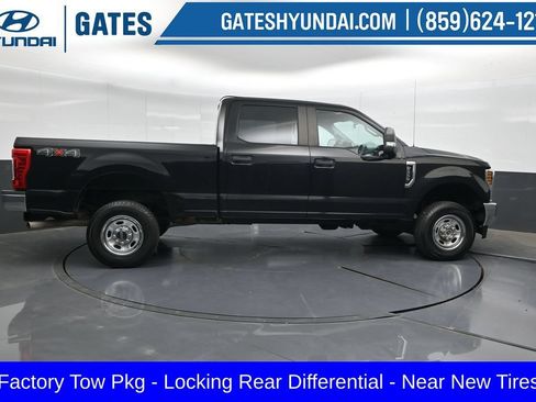Used 2019 Ford F350 XL w/ Power Equipment Group AWD/4WD image 3