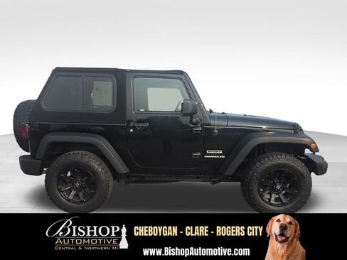 Used 2017 Jeep Wrangler Sport AWD/4WD image 14