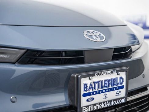 New 2026 Toyota Prius Plug-In Hybrid image 13