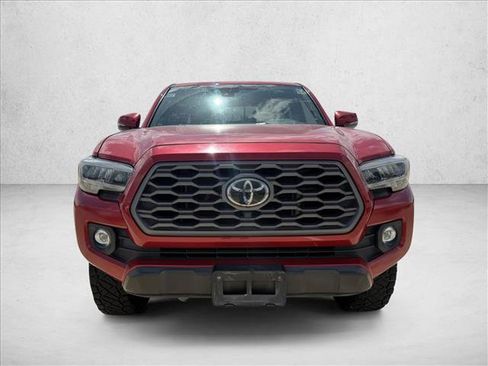Used 2022 Toyota Tacoma TRD Off-Road w/ TRD Premium Off Road Package AWD/4WD image 2