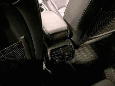 Used 2023 Audi Q3 2.0T Premium w/ Convenience Package image 35