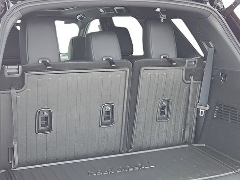 New 2026 Nissan Pathfinder Rock Creek w/ Rock Creek Premium Package AWD/4WD image 8