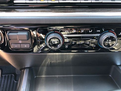 New 2025 Chevrolet Silverado 1500 RST w/ Texas Edition Plus image 32