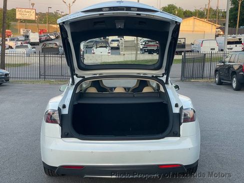 Used 2014 Tesla Model S 85 RWD image 21
