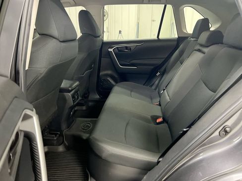 Used 2023 Toyota RAV4 LE AWD/4WD image 23