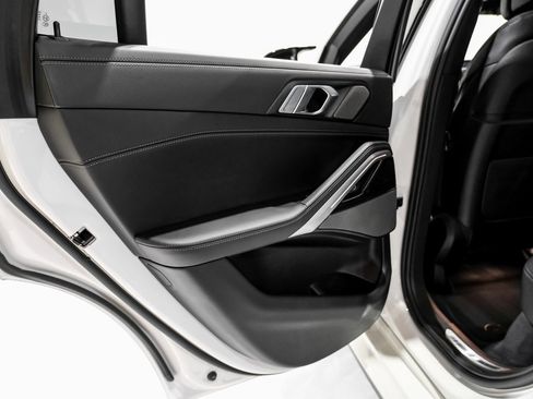 Used 2024 BMW X6 M60i w/ M Sport Professional Package image 41