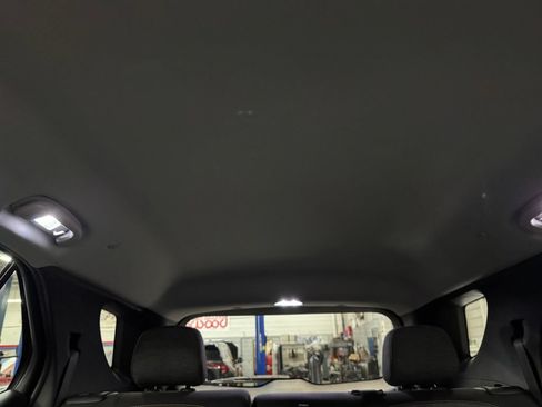 Used 2024 Chevrolet Equinox LT AWD/4WD image 17