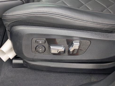 Used 2025 BMW X5 xDrive40i image 23