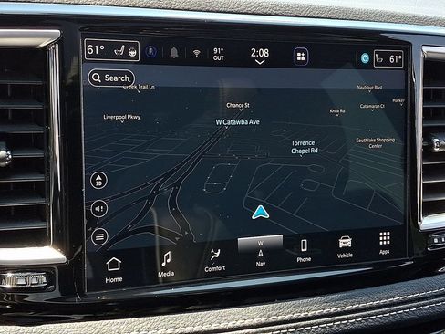 Used 2025 Chrysler Pacifica Limited FWD image 17