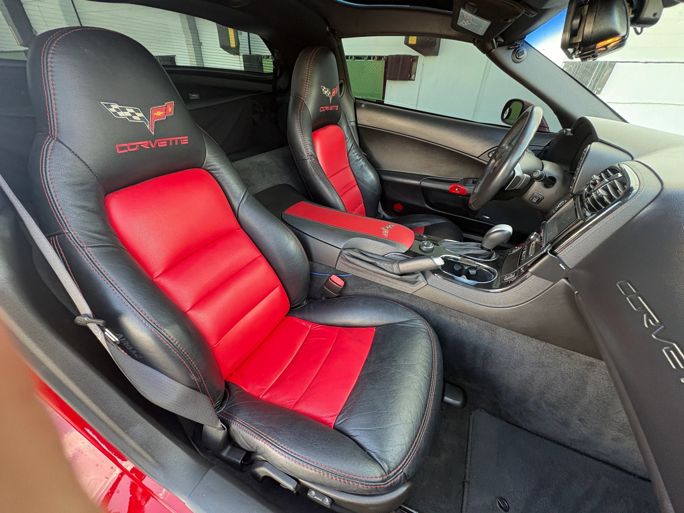 Used 2009 Chevrolet Corvette Coupe w/ Preferred Equipment Group RWD image 33