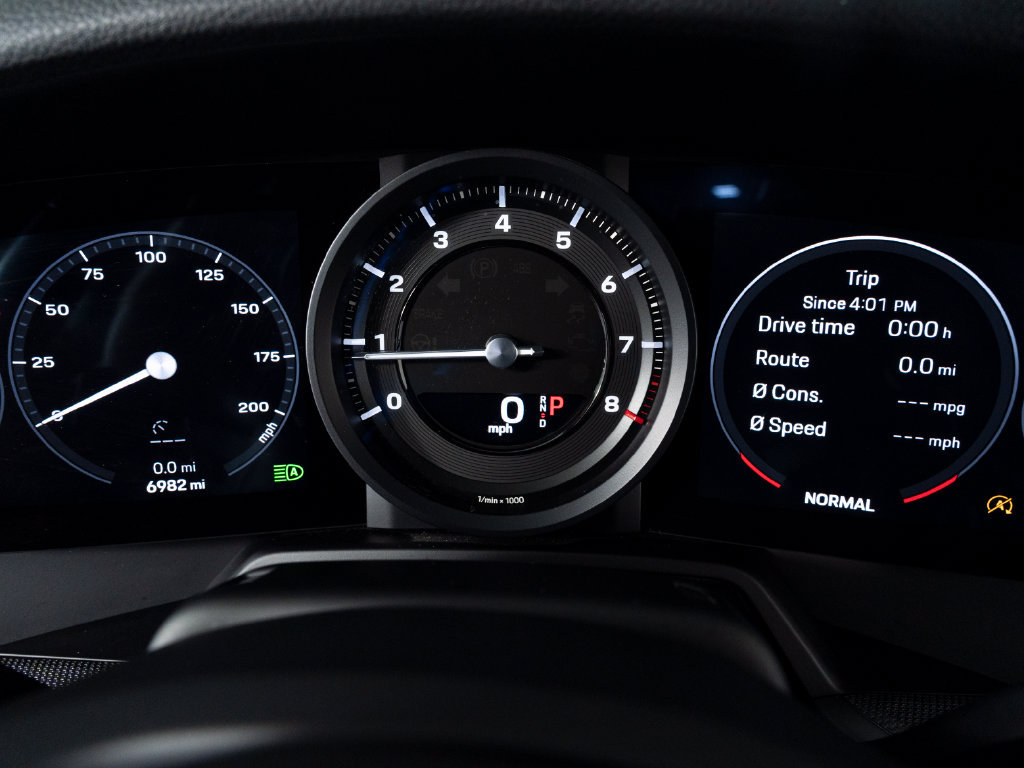 Certified 2022 Porsche 911 Carrera 4S AWD/4WD image 23
