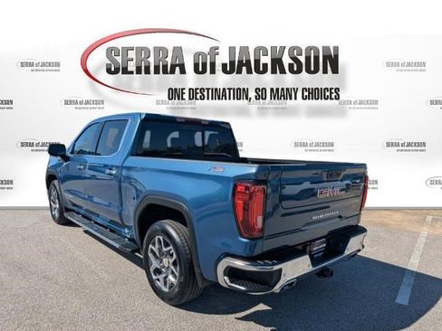 Used 2024 GMC Sierra 1500 SLT w/ SLT Premium Package image 2