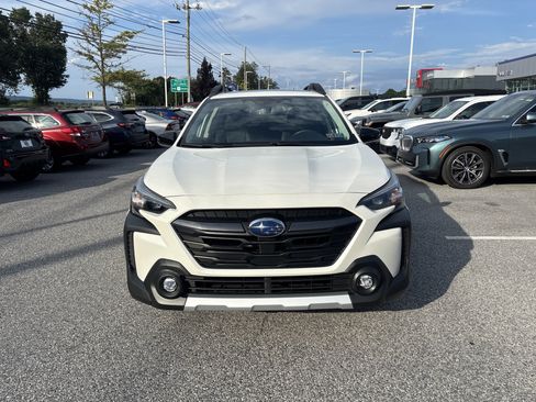 Certified 2024 Subaru Outback Limited AWD/4WD image 17