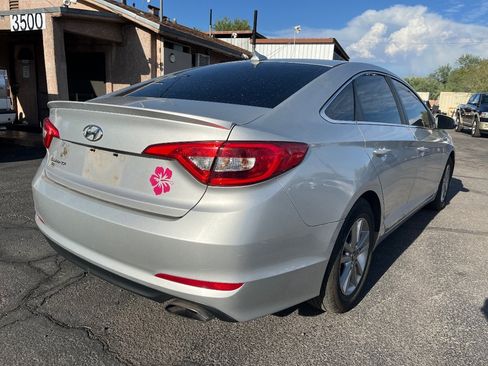 Used 2016 Hyundai Sonata SE FWD image 3