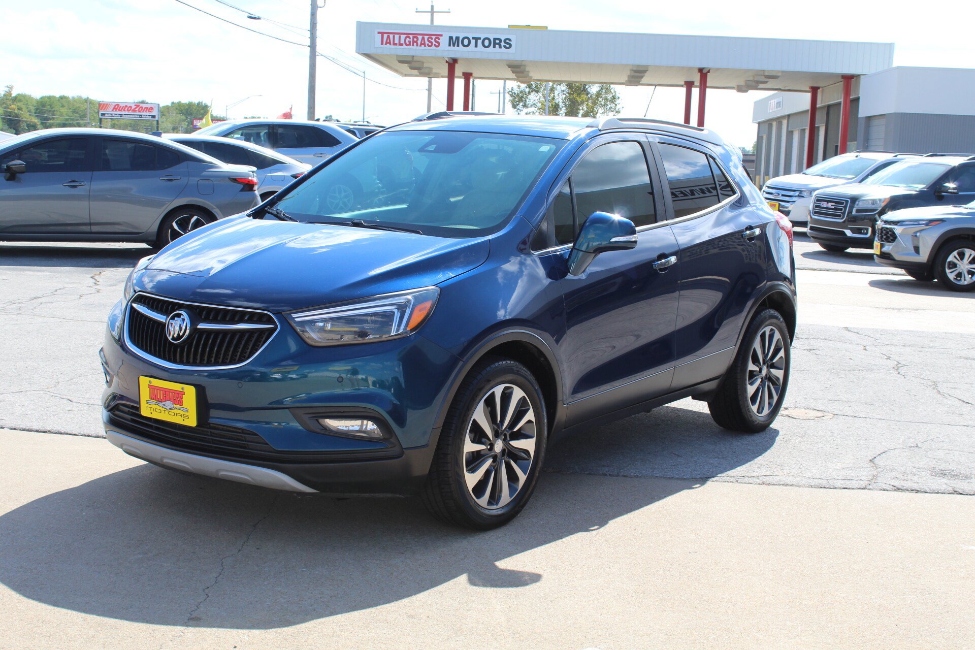 Used 2019 Buick Encore Essence w/ Safety Package II AWD/4WD image 11
