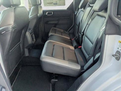 New 2025 Ford Bronco Outer Banks image 14