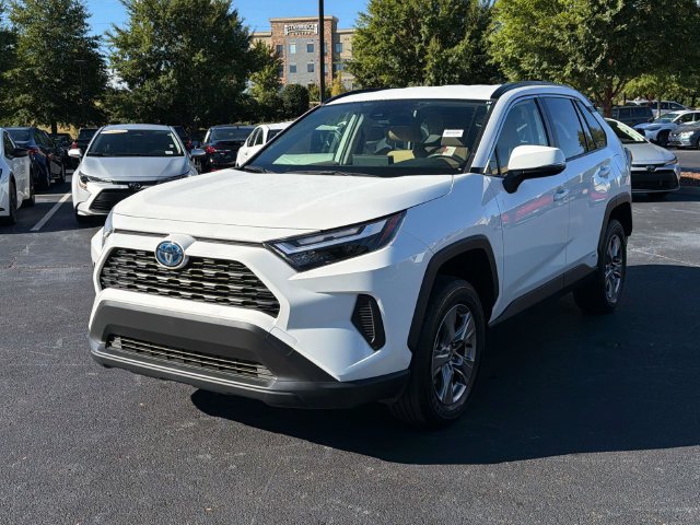 Used 2023 Toyota RAV4 LE AWD/4WD image 8