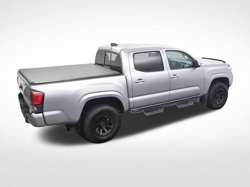 Used 2022 Toyota Tacoma SR AWD/4WD image 32
