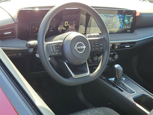 New 2026 Nissan Kicks SV w/ Illumination Package image 4