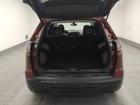 Used 2019 Jeep Cherokee Latitude Plus w/ Comfort/Convenience Group image 29