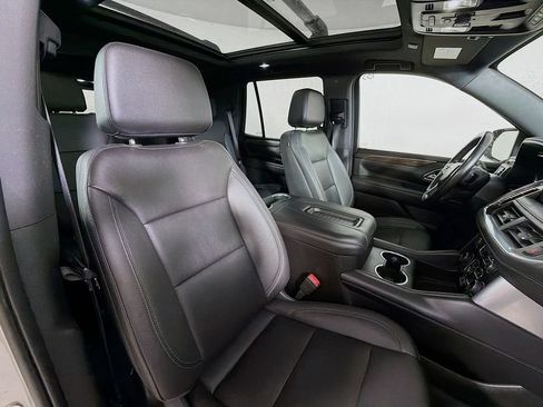 Used 2023 Chevrolet Tahoe LT w/ Luxury Package AWD/4WD image 27