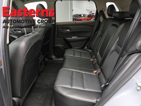 Used 2023 Nissan Rogue SV w/ SV Premium Package AWD/4WD image 24