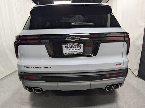 New 2026 Chevrolet Traverse Z71 w/ Enhanced Driving Package AWD/4WD image 4