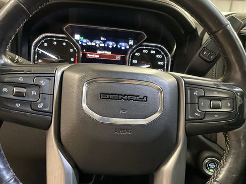 Used 2020 GMC Sierra 2500 Denali w/ Denali Ultimate Package AWD/4WD image 17