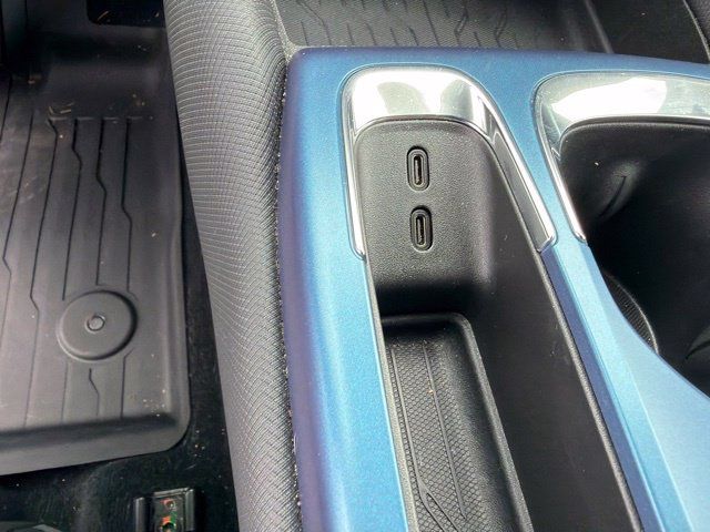 Used 2024 Chevrolet Equinox EV LT FWD image 28