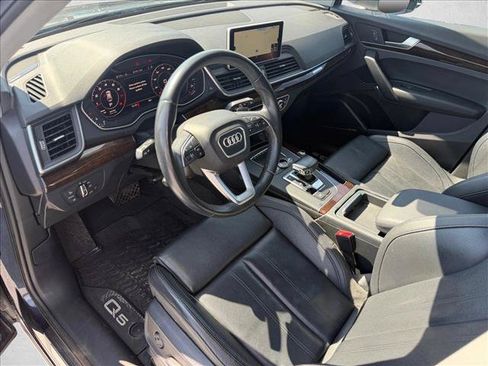 Used 2018 Audi Q5 2.0T Premium Plus w/ Premium Plus Package AWD/4WD image 3
