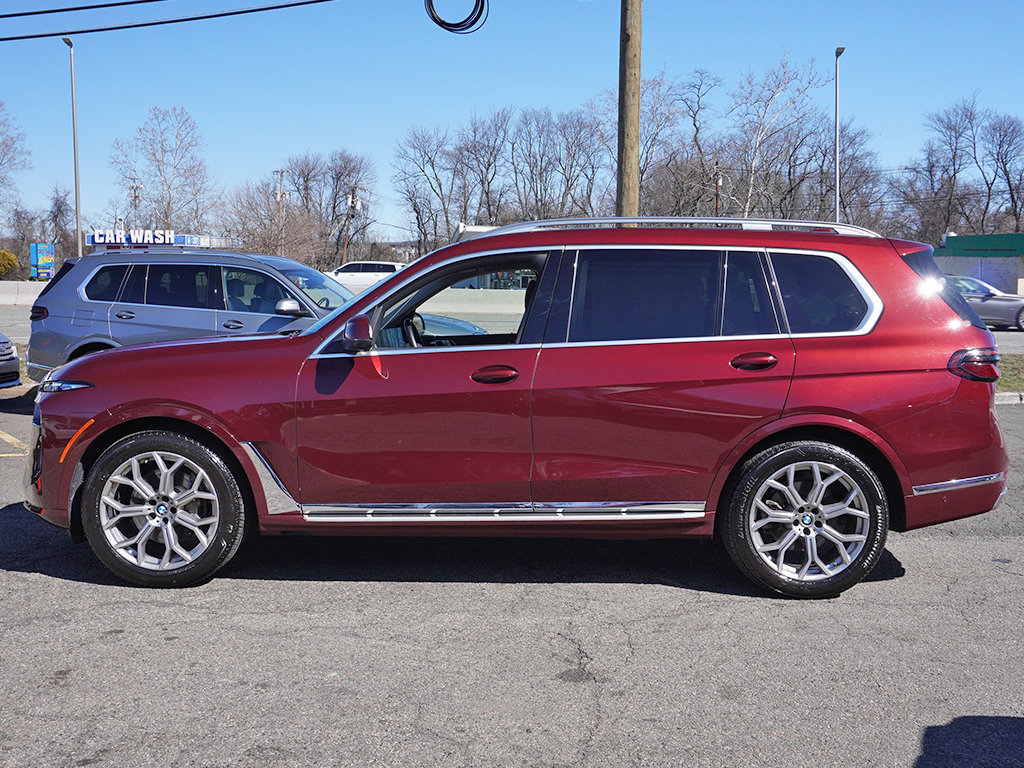 Used 2024 BMW X7 xDrive40i w/ Premium Package AWD/4WD image 21